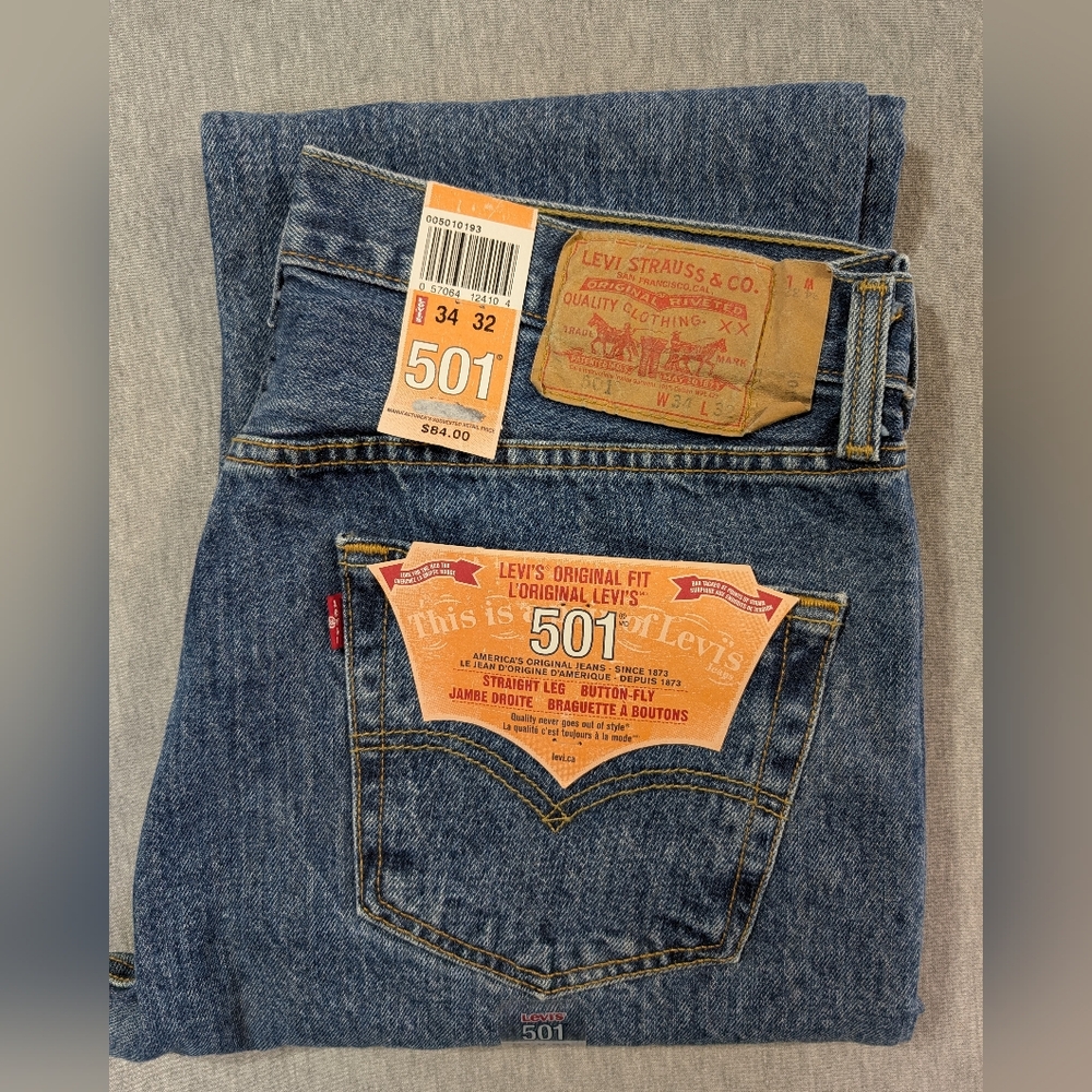Levi's 501 Original Fit Jeans Men's 34 X 32 Straight Leg Button Fly 100% Cotton